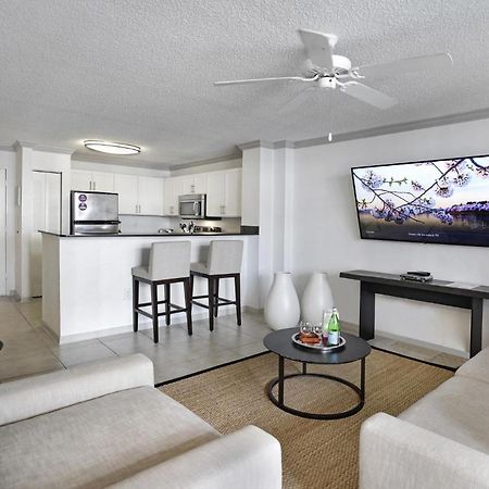 Dharma Home Suites Coral Gables At Gables Grand Plaza Miami Room photo