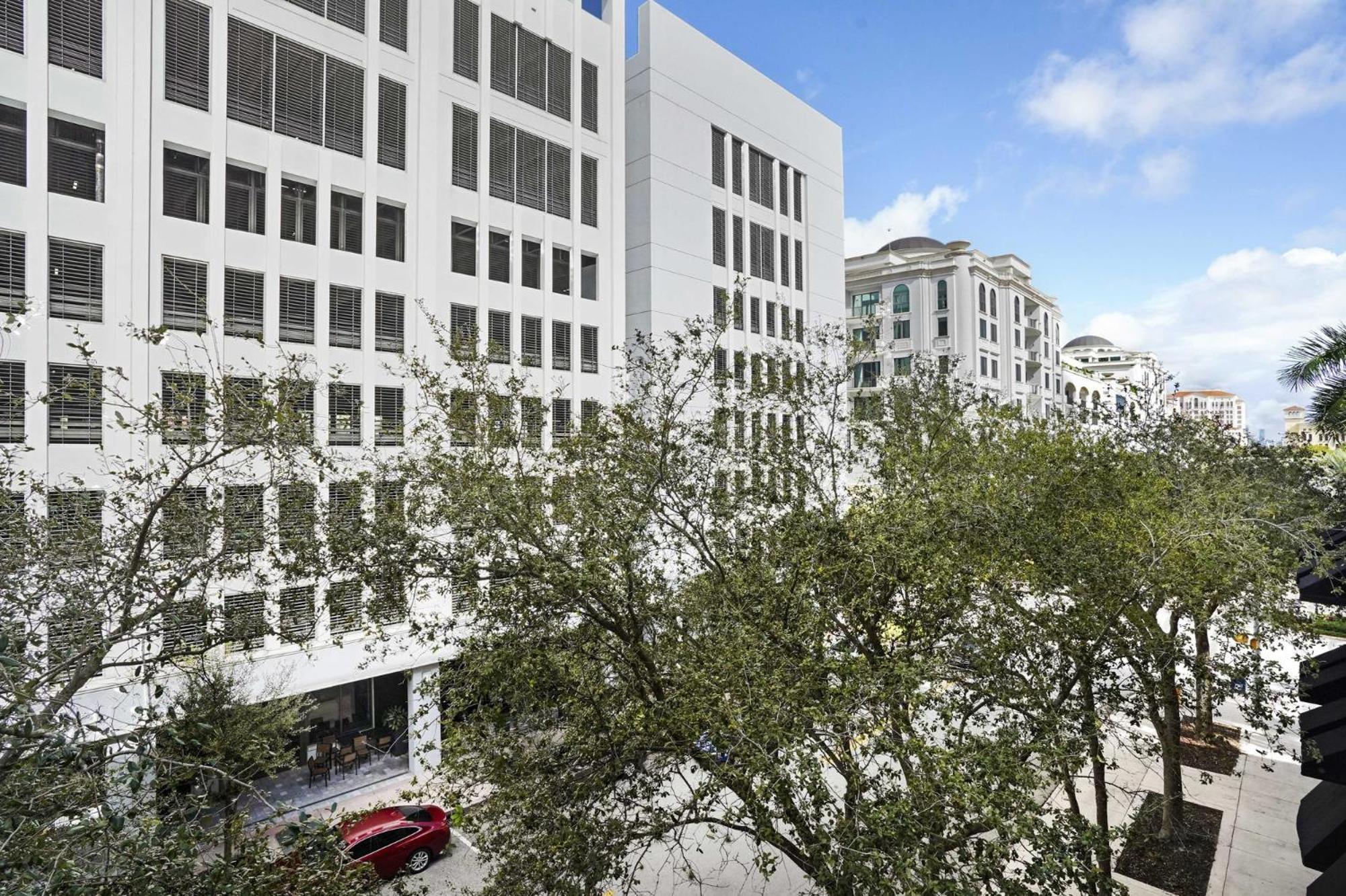 Dharma Home Suites Coral Gables At Gables Grand Plaza Miami Room photo